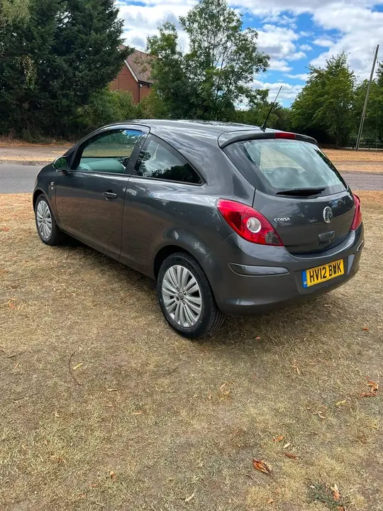 Vauxhall Corsa 2012 photo 5