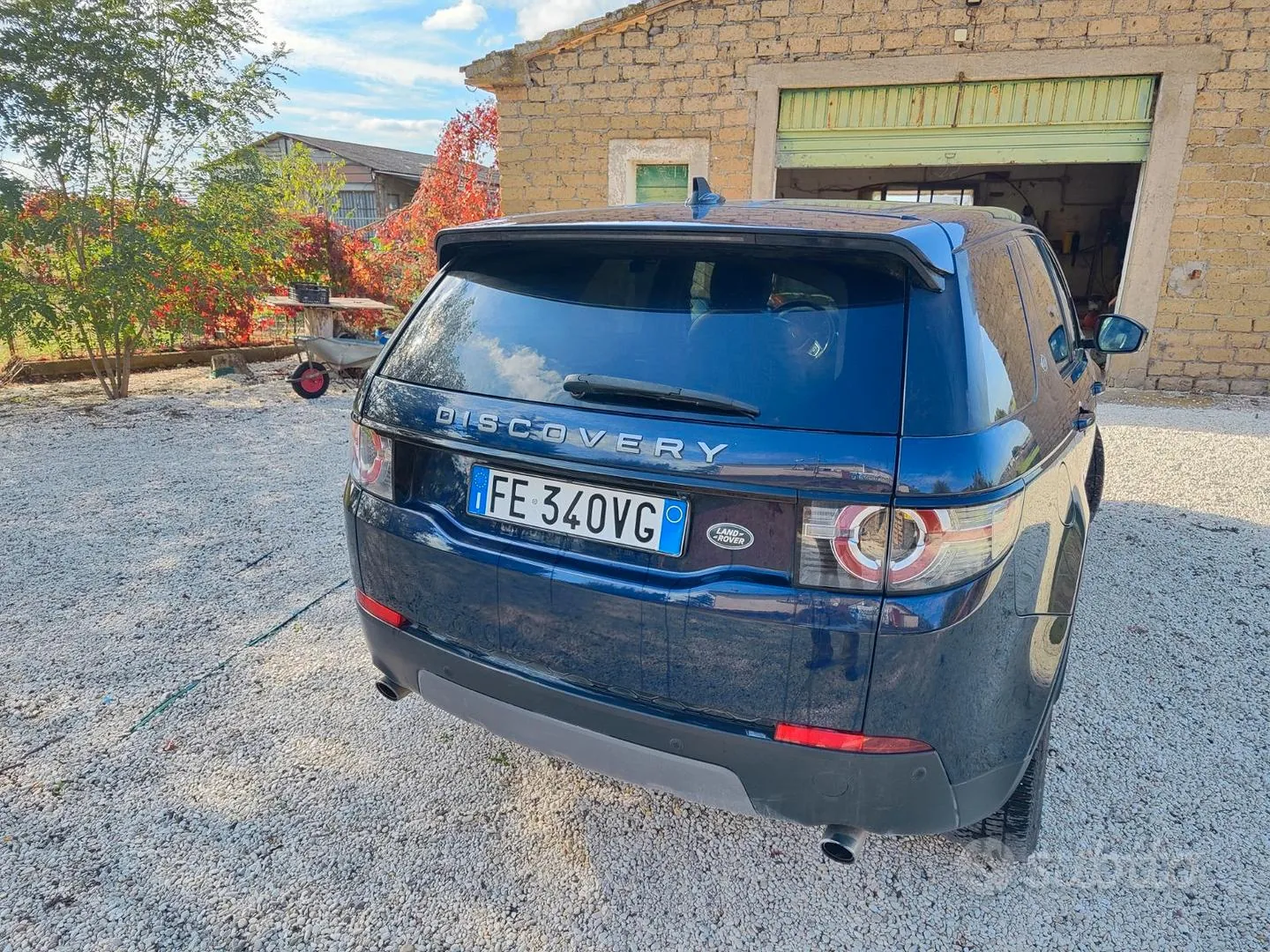 Land Rover Discovery Sport 2016 photo 3