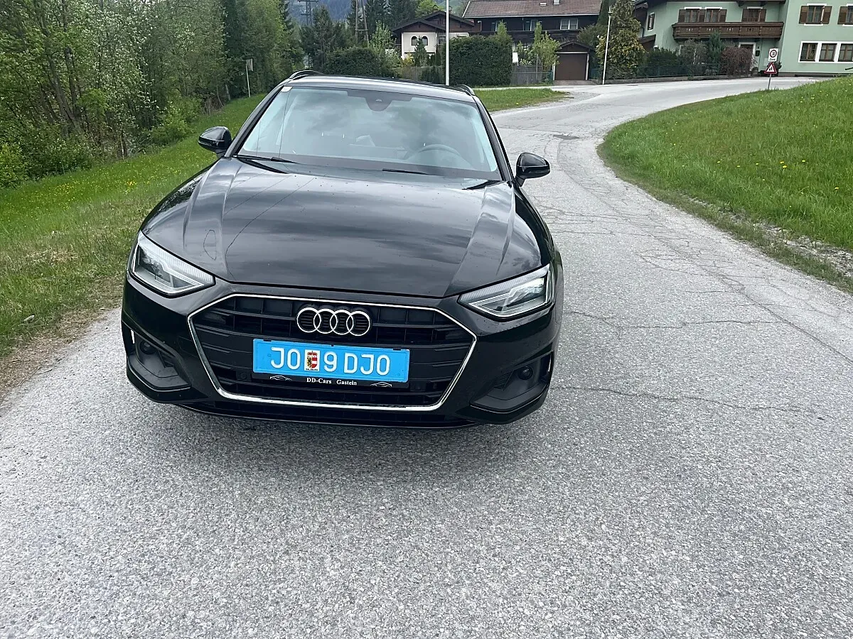 Audi A4 2020 photo 2