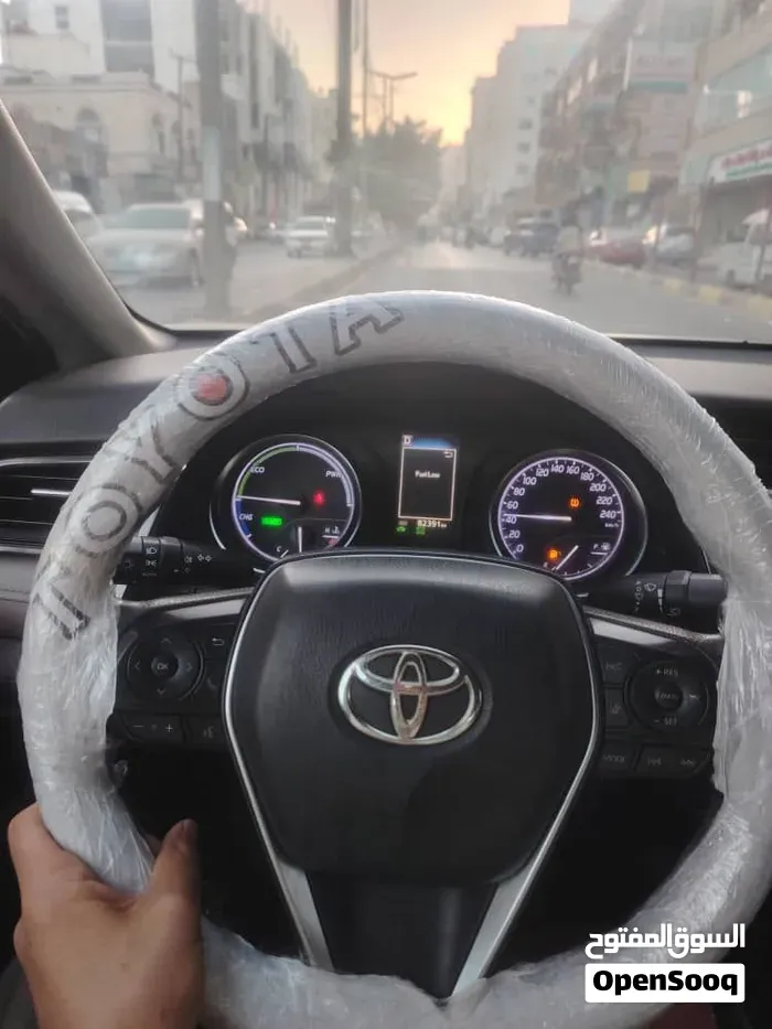 Toyota Camry 2020 photo 3