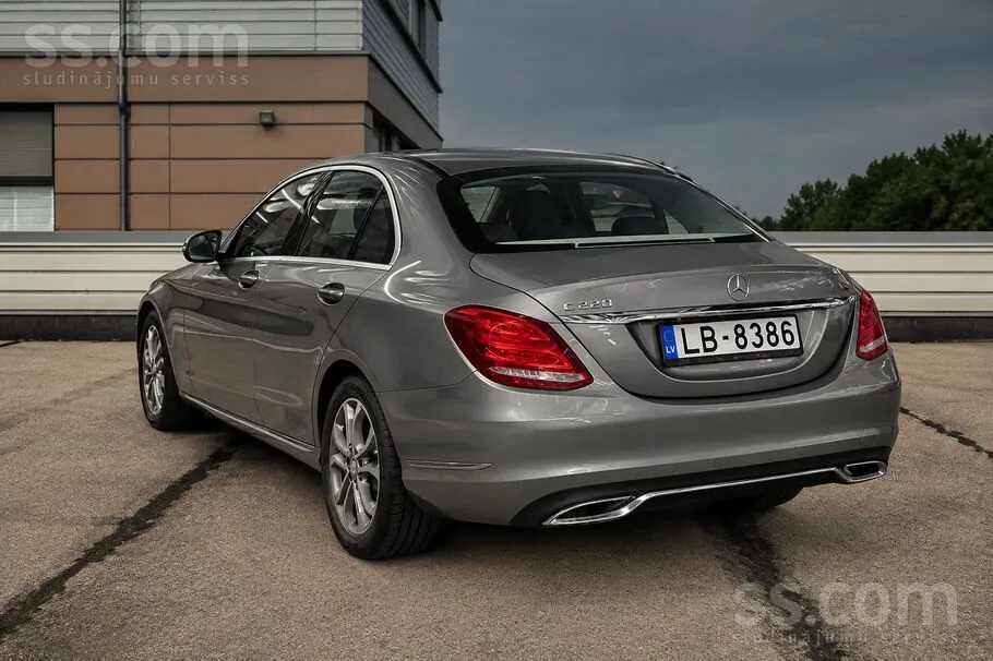Mercedes-Benz C-Class 2014 photo 2