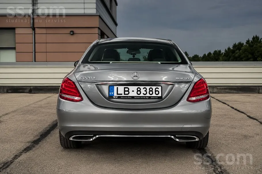 Mercedes-Benz C-Class 2014 photo 3