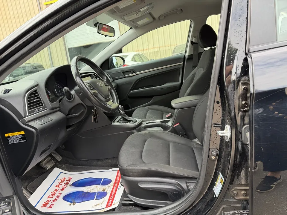 Hyundai Elantra 2017 photo 4