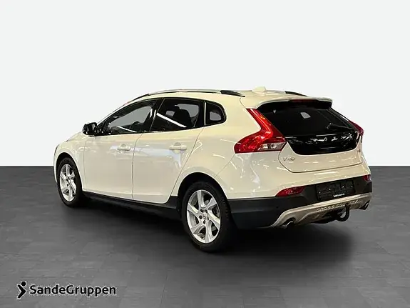 Volvo V40 Cross Country 2018 photo 3