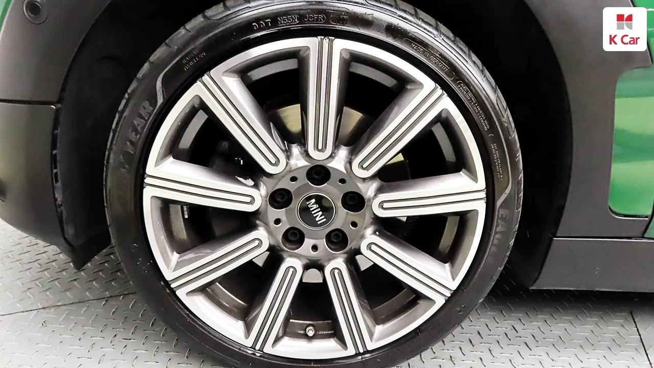 Mini Cooper Clubman (2Nd Gen F/L) 2023 photo 5