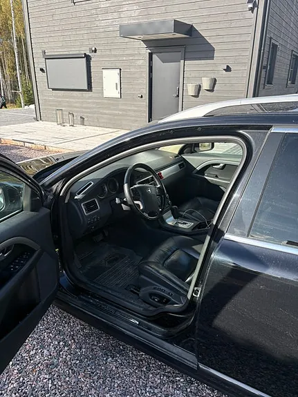 Volvo V70 2009 photo 4