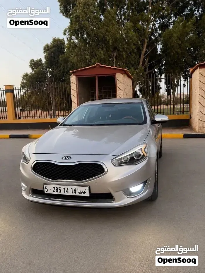 Kia Cadenza 2012 photo 5