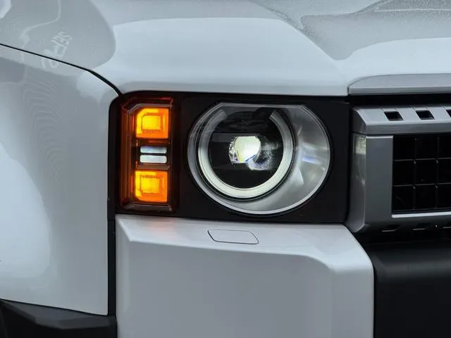 Toyota Land Cruiser 250 2025 photo 2