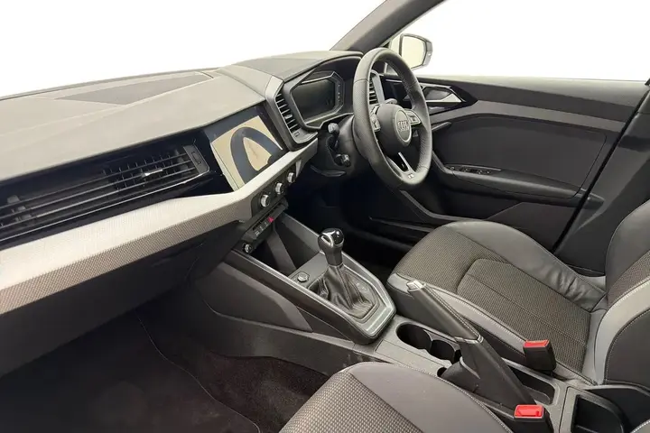 Audi A1 2026 photo 2