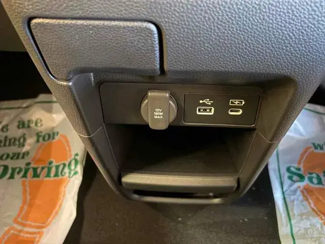 Honda Stepwagon photo 5
