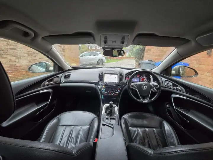 Vauxhall Insignia 2014 photo 5