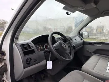 Volkswagen Transporter 2011 photo 3