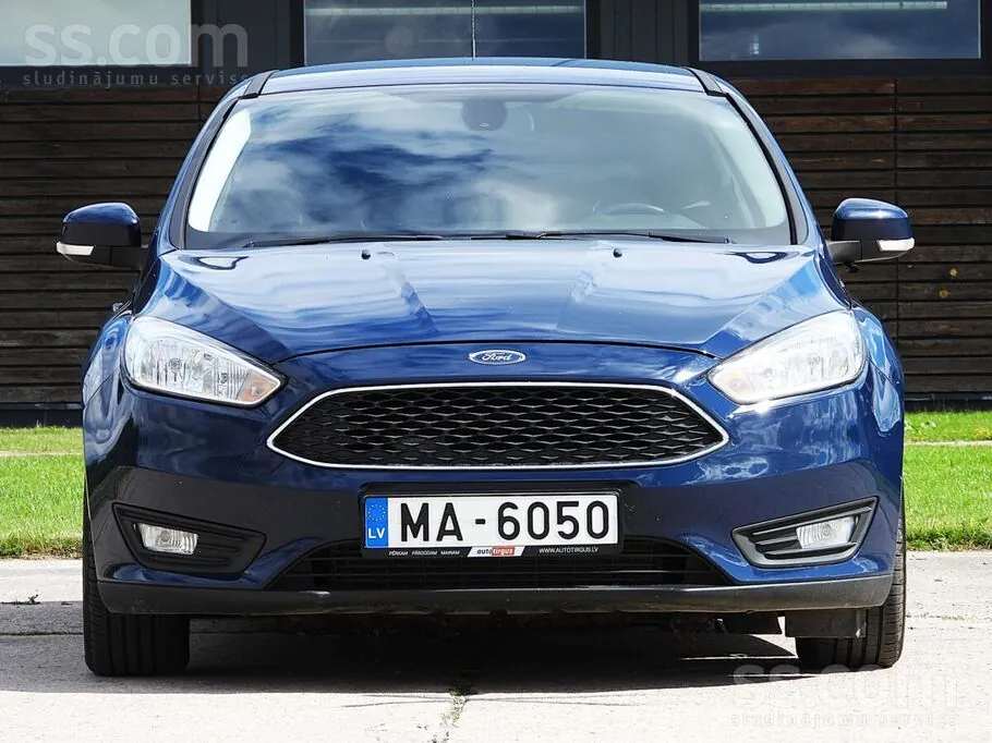 Ford Focus 2015 photo 2