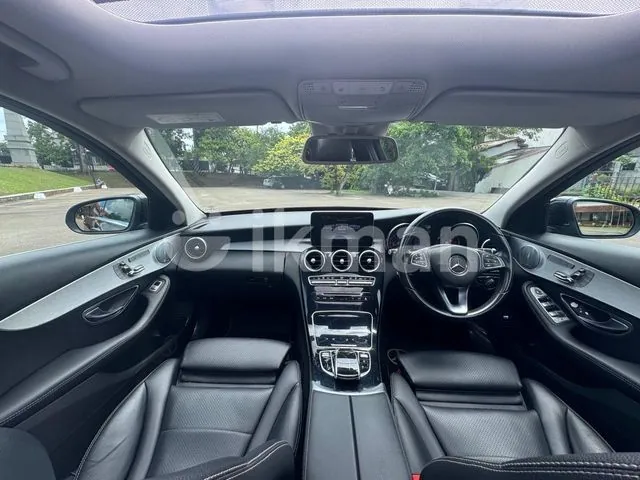Mercedes-Benz C350 2016 photo 3