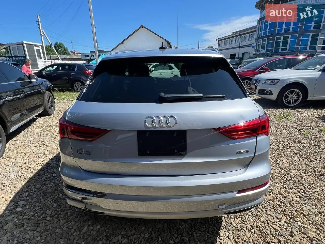 Audi Q3 2019 photo 3