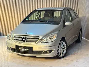 Mercedes-Benz B 150