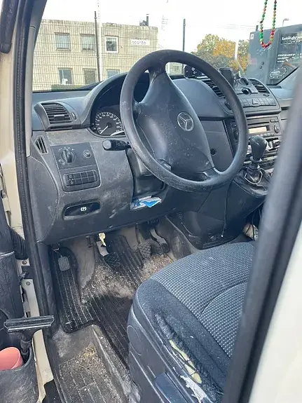 Mercedes-Benz Vito 113 2011 photo 4