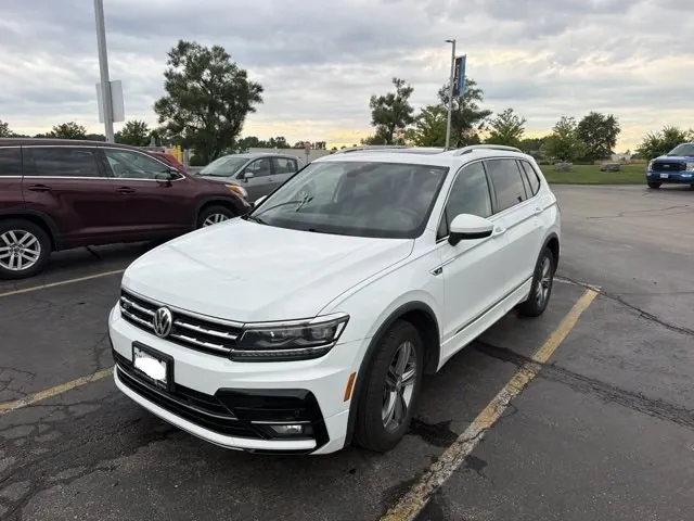 Volkswagen Tiguan 2021 photo 2