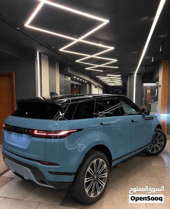 Land Rover Range Rover Evoque 2026 photo 3