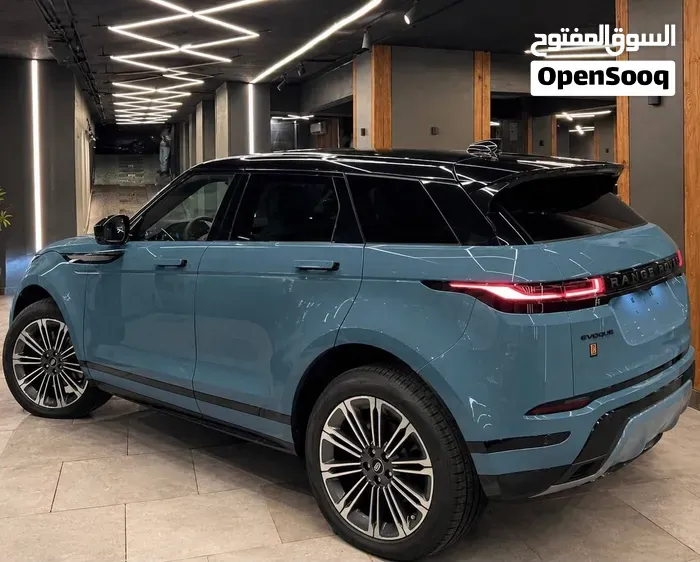 Land Rover Range Rover Evoque 2026 photo 4