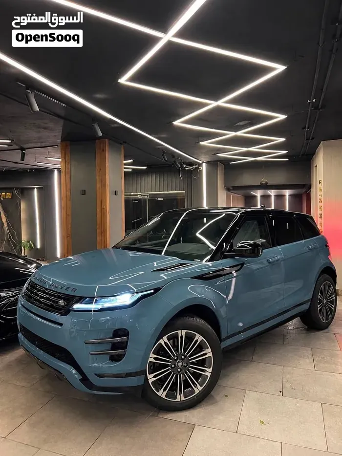 Land Rover Range Rover Evoque 2026 photo 2