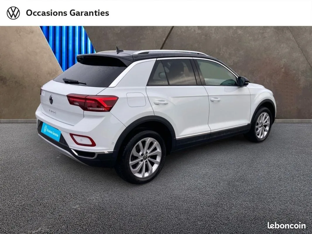 Volkswagen T-Roc 2023 photo 3