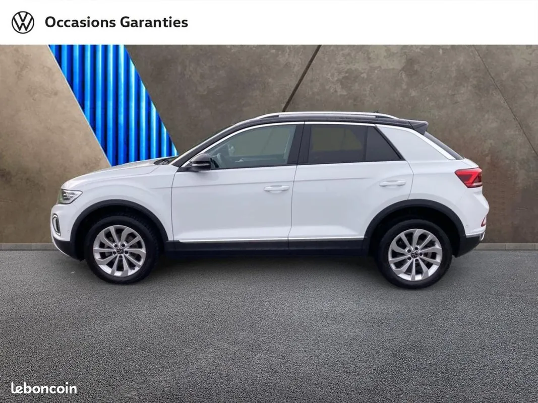 Volkswagen T-Roc 2023 photo 2