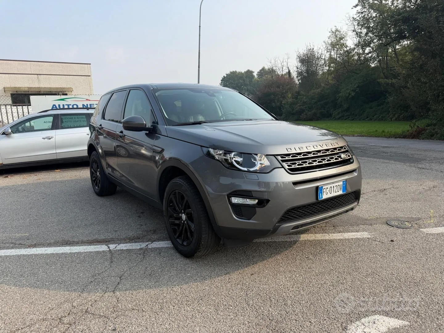Land Rover Discovery Sport 2016 photo 3