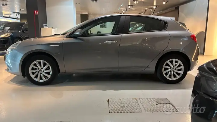 Alfa Romeo Giulietta 2020 photo 5
