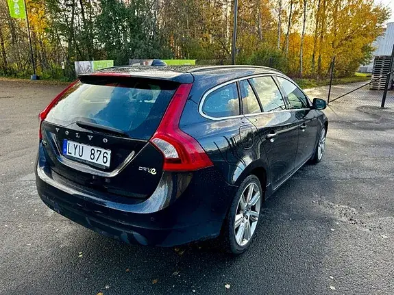 Volvo V60 2012 photo 5