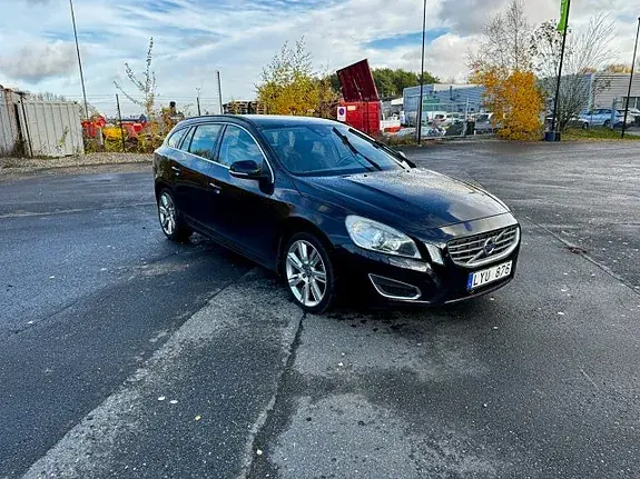 Volvo V60 2012 photo 3