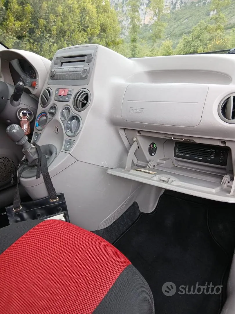 Fiat Panda 2014 photo 3
