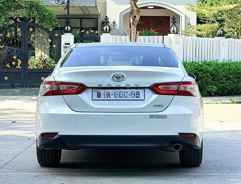 Toyota Camry 2019 photo 4