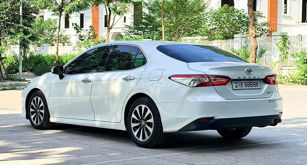 Toyota Camry 2019 photo 5