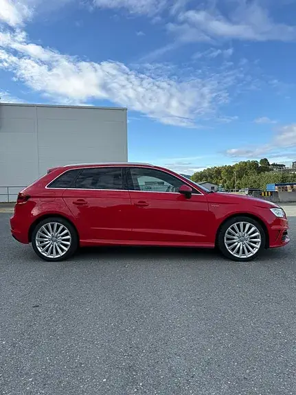 Audi E-Tron 2015 photo 3