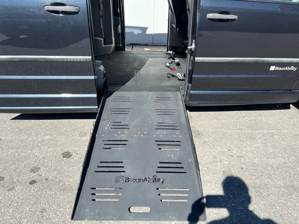 Dodge Grand Caravan 2014 photo 3