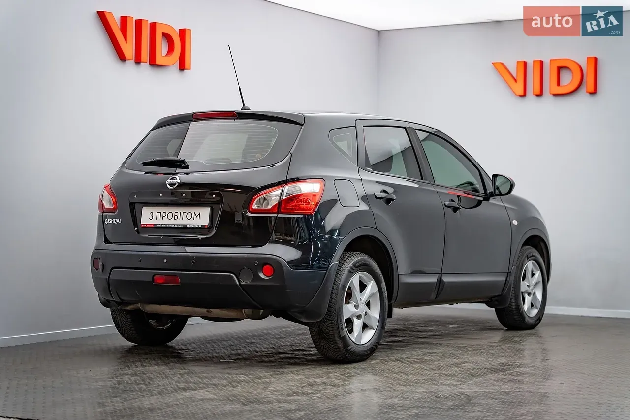 Nissan Qashqai 2012 photo 2