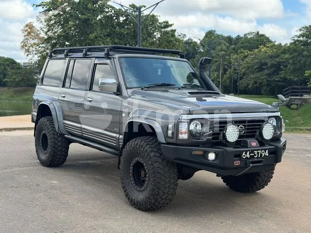 Nissan Patrol 1993 photo 3