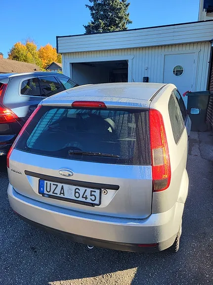 Ford Fiesta 2004 photo 3
