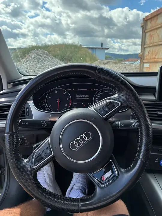 Audi A6 2013 photo 2