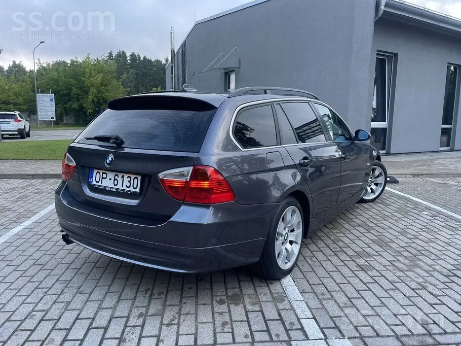 BMW E91 2007 photo 3
