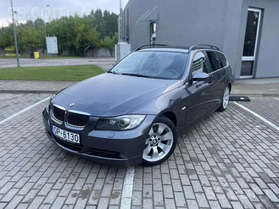 BMW E91 2007 photo 2