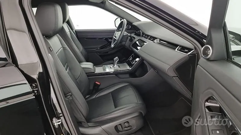 Land Rover Range Rover Evoque 2022 photo 3