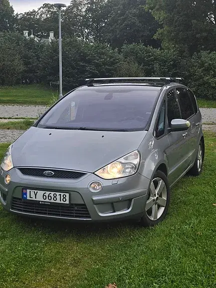 Ford S-Max
