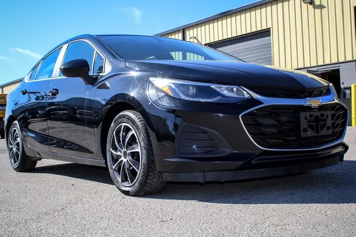 Chevrolet Cruze 2019 photo 3