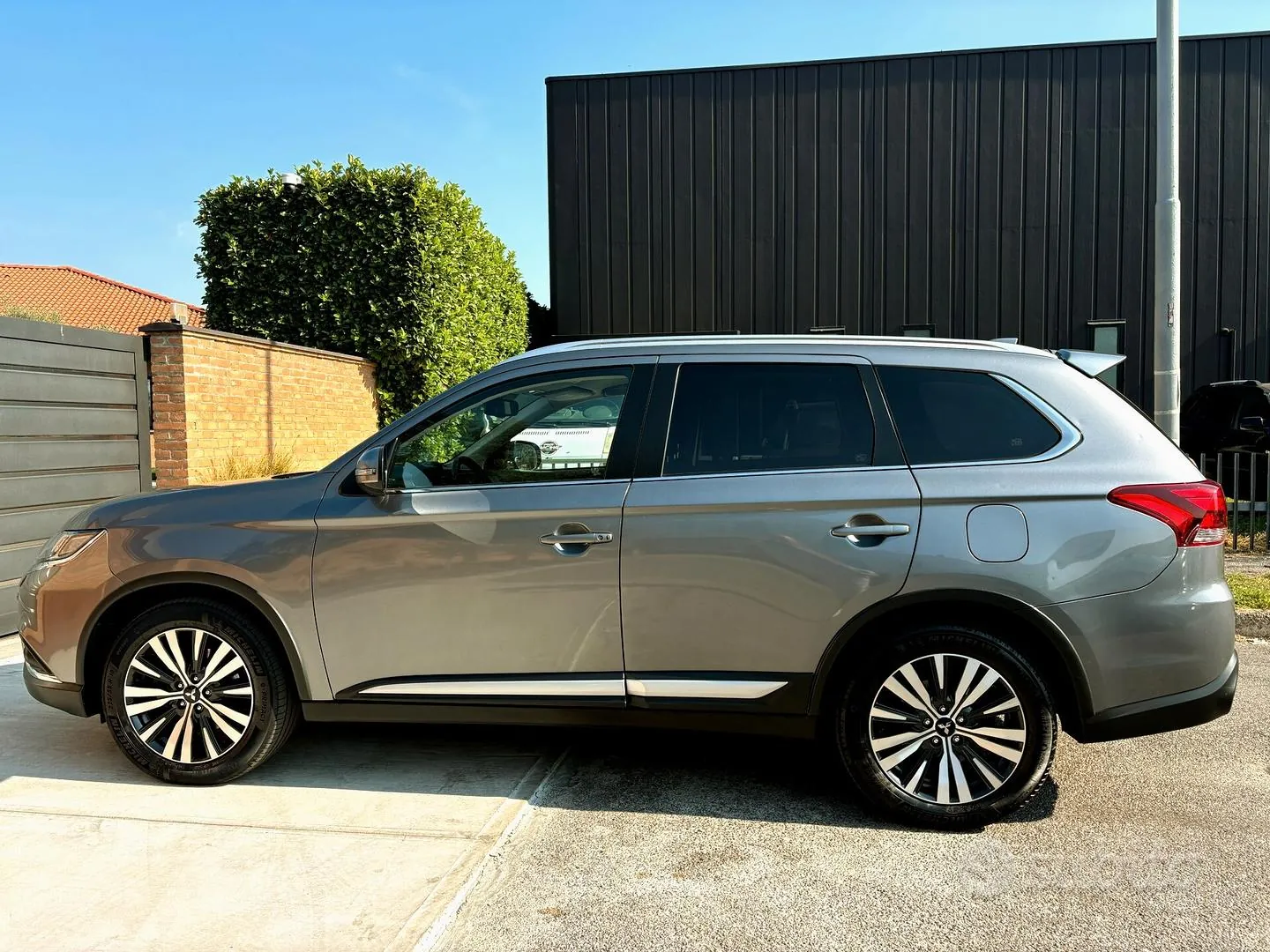 Mitsubishi Outlander 2019 photo 5
