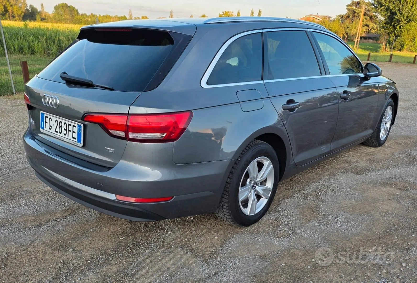 Audi A4 2016 photo 5