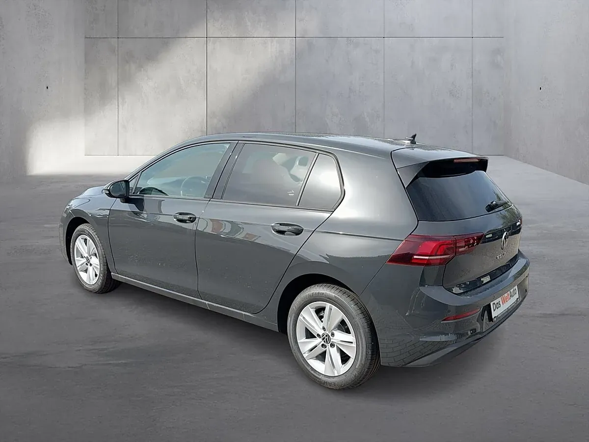 Volkswagen Golf 2026 photo 3
