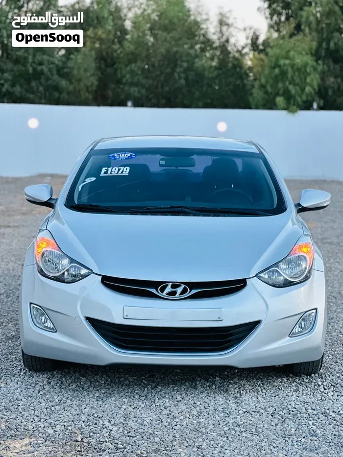 Hyundai Avante 2013 photo 5