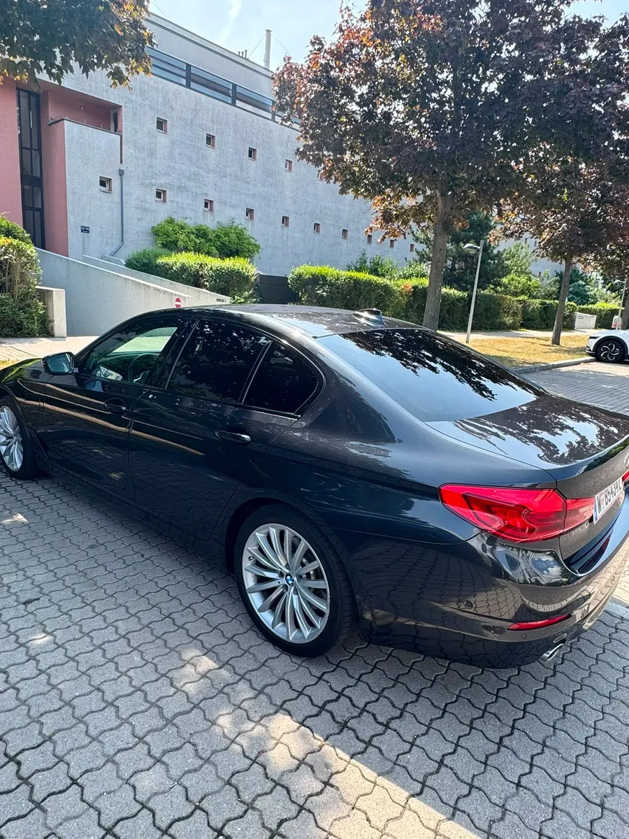 BMW 5 Series 2019 photo 3